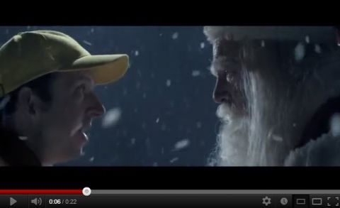 ... des Jahres: Weihnachtsmann gegen Zalando-Bote: Schrei vor GlÃ¼ck