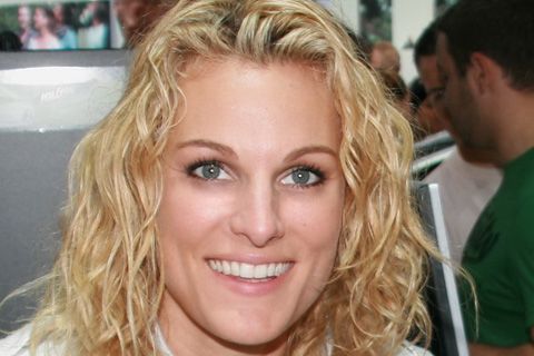 Christina_Surer_IAA_2009-cc_wikipedia_Stefan-Xp-002