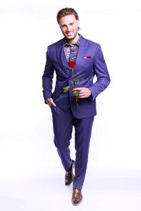 Bachelor Schweiz 2025 Danilo Sellaro mit letzter Rose im Anzug