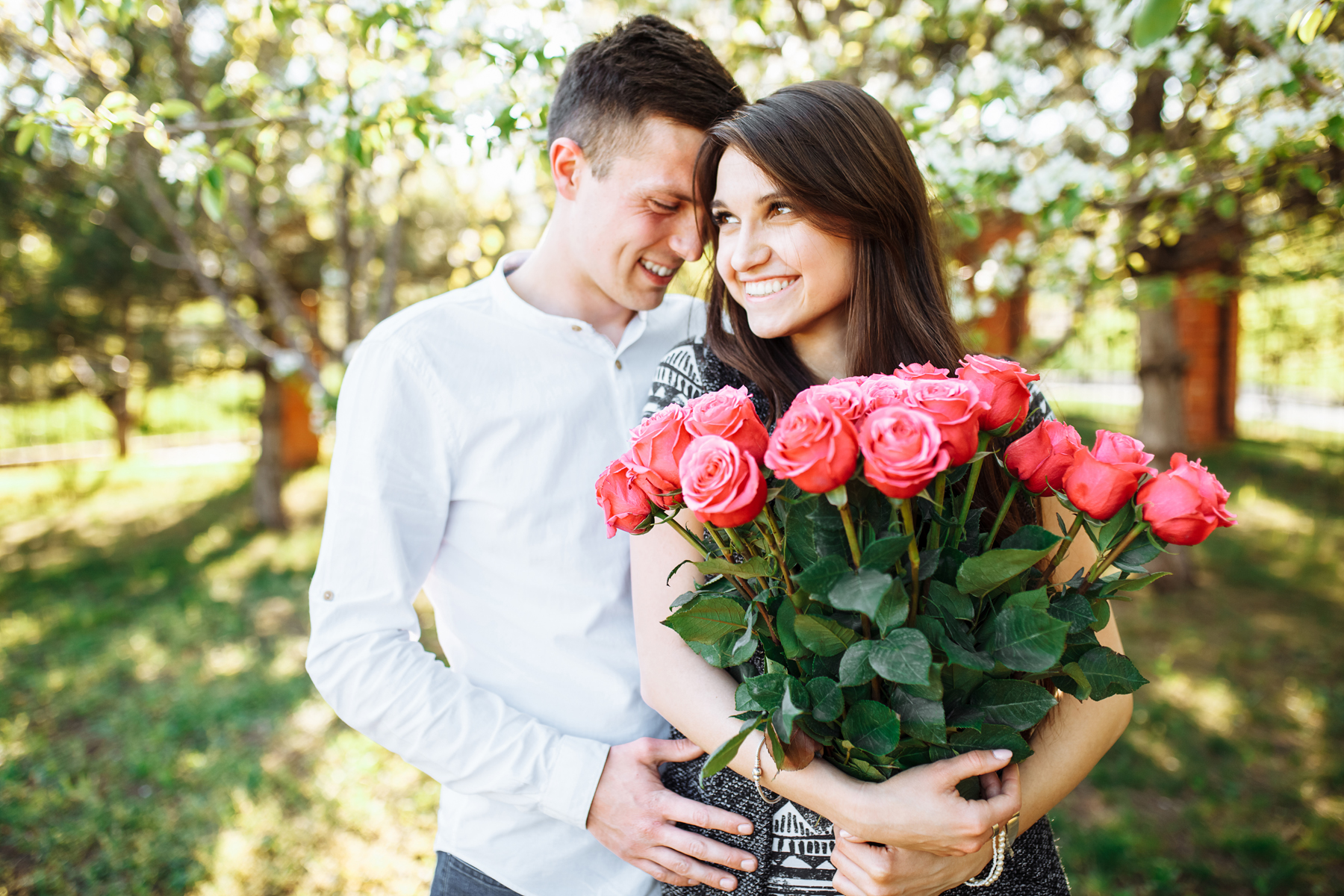 Blumen schenken: Warum ein Blumenstrauss noch immer eine persönliche Überraschung ist Blueme Shop Blumen schenken