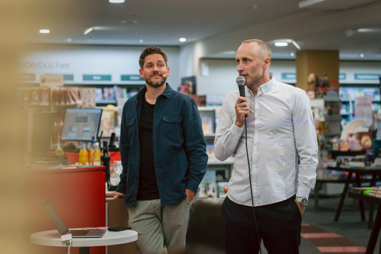 Buchpräsentation "Achte auf Dich" Albi Christen (links), Pirmin Loetscher