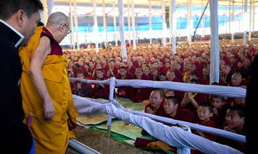 dalai-lama-cc_Tenzin-Choejor_OHHDL002