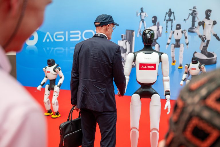 Roboter kaufen Schweiz 2026