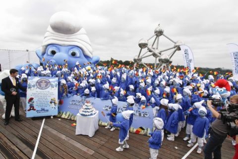 schluempfe-smurfs-day-belgium001