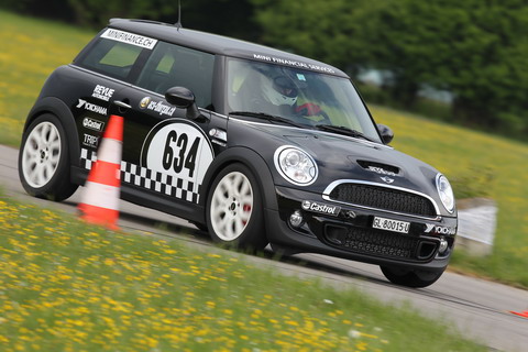 mini-challenge-frauenfeld-bmw-group001