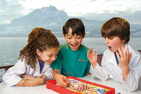 Hasbro_Spiel-Schiff-konturen-korrigiert-001
