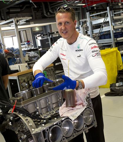 michael-schumacher-mercedes-werk001