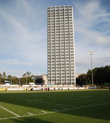 sulzer-gebaeude-wintower-cc_happytimes-001