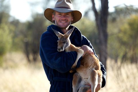 chris-barns-kangaroo-dundee-cc_facebook-001