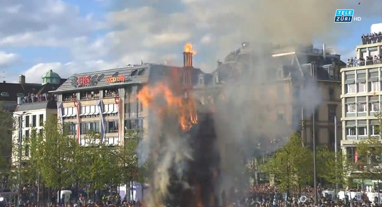 Sechseläuten 2026 Zürich - Böögg explodiert