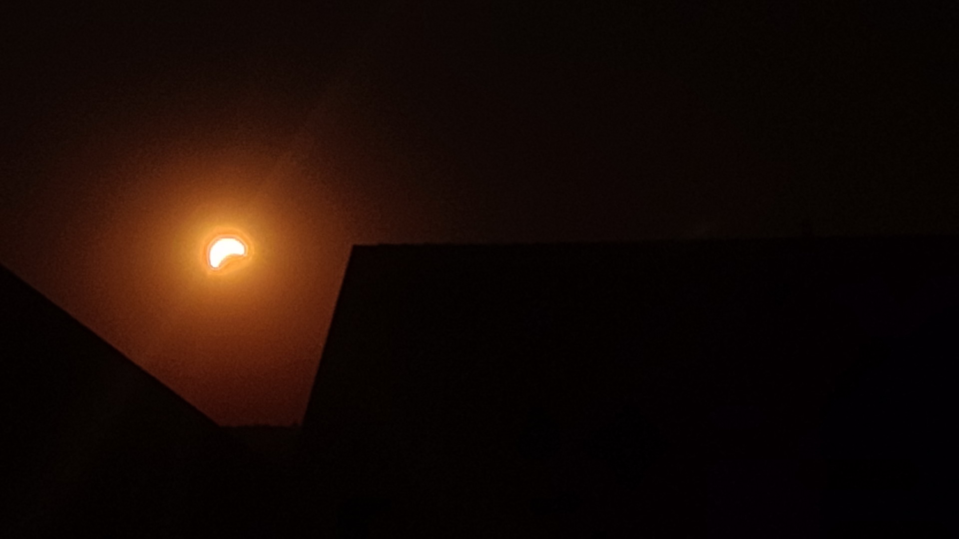 sonnenfinsternis-2026-schweiz-foto-cc-happytimes-004